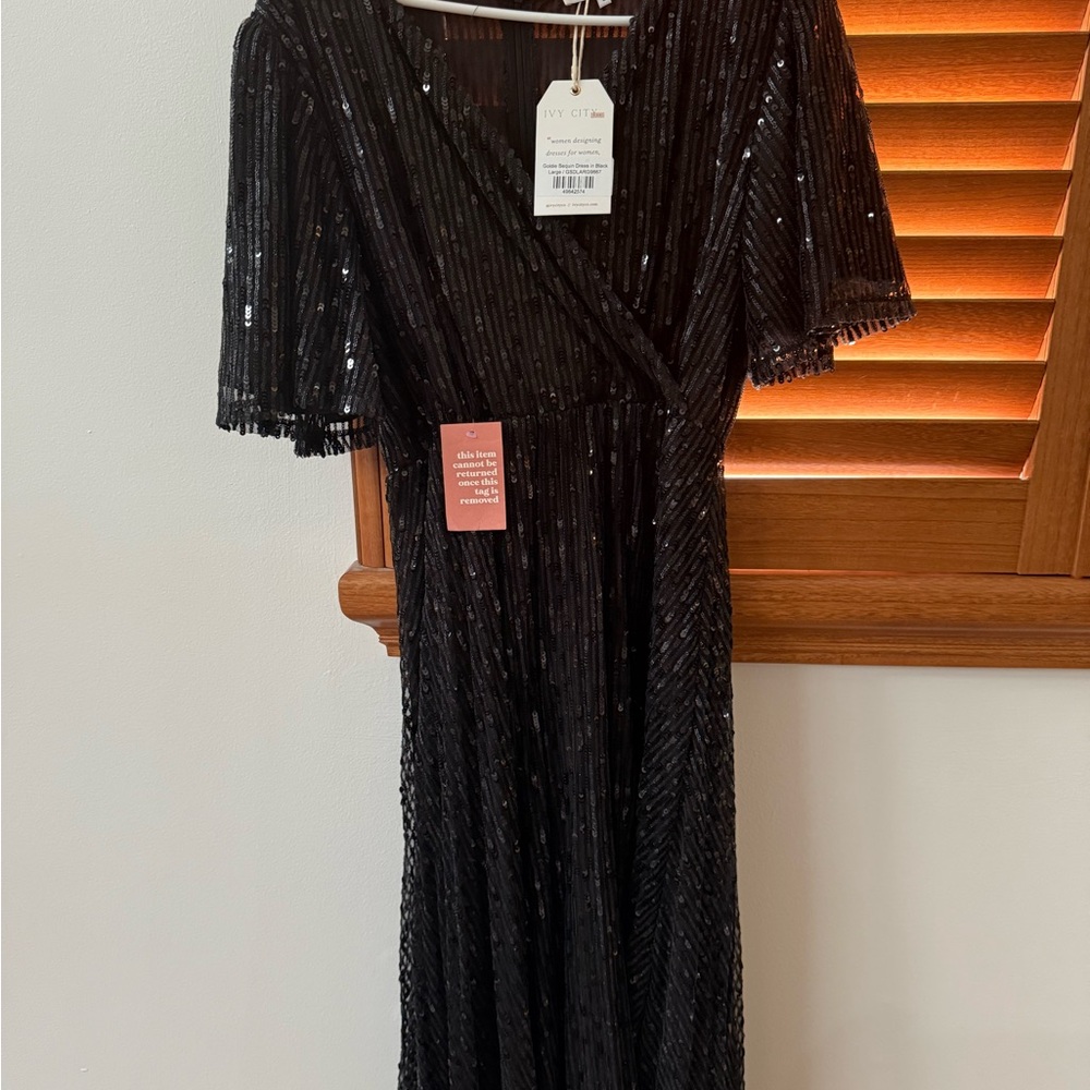 NWT Ivy City Co Goldie in Black Sequin